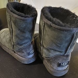 Girls Ugg boots